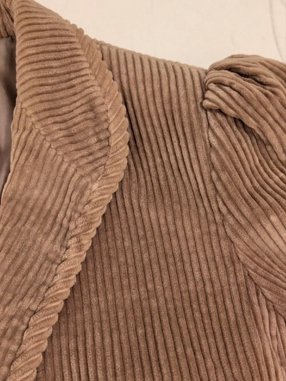 Vintage Wide Wale Corduroy Jacket Feminine Gathered Shoulder Blazer Fawn Brown